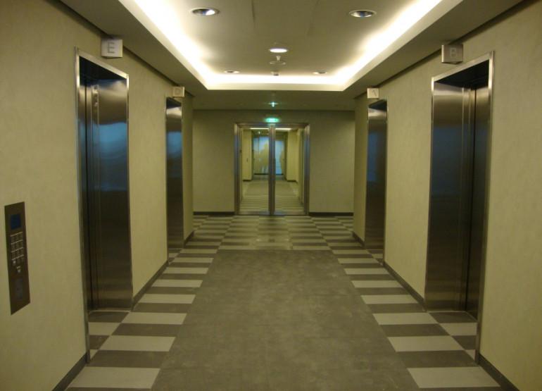 Город Столиц, Северный блок: Вид главного лифтового холла